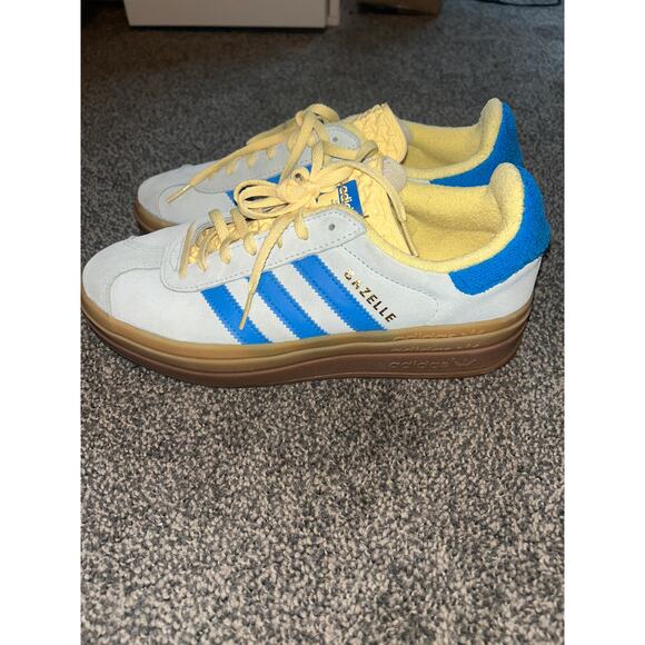Adidas Originals GAZELLE BOLD shoes  Almost Blue/Bright Blue mens size 8 - Picture 2 of 6
